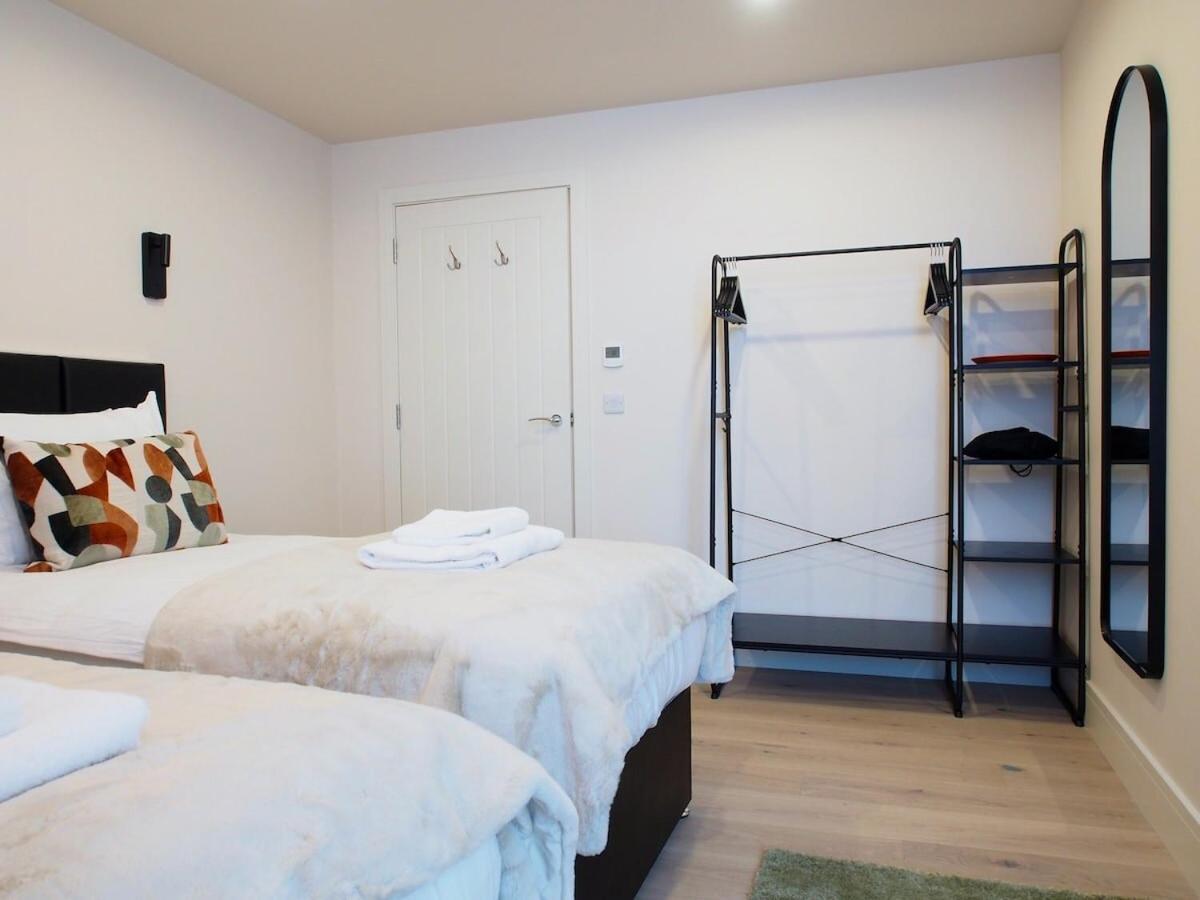 Apartment Stylish Mezzanine Loft In - Flat 5, Elgin House