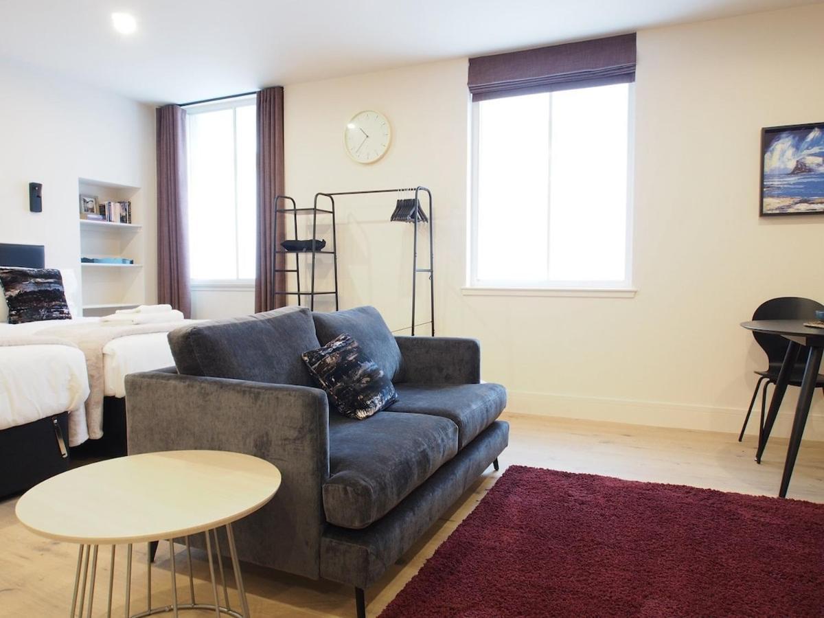 Stylish, Modern On Easter Road - Flat 2, Elgin House Apartment Edinburgh