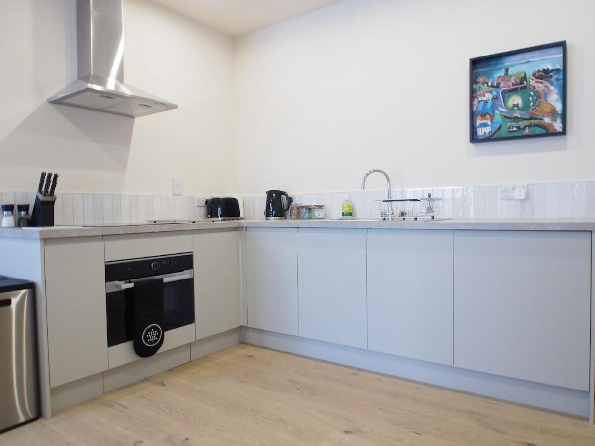 Chic And Classy On Easter Road - Flat 1, Elgin House Edinburgh
