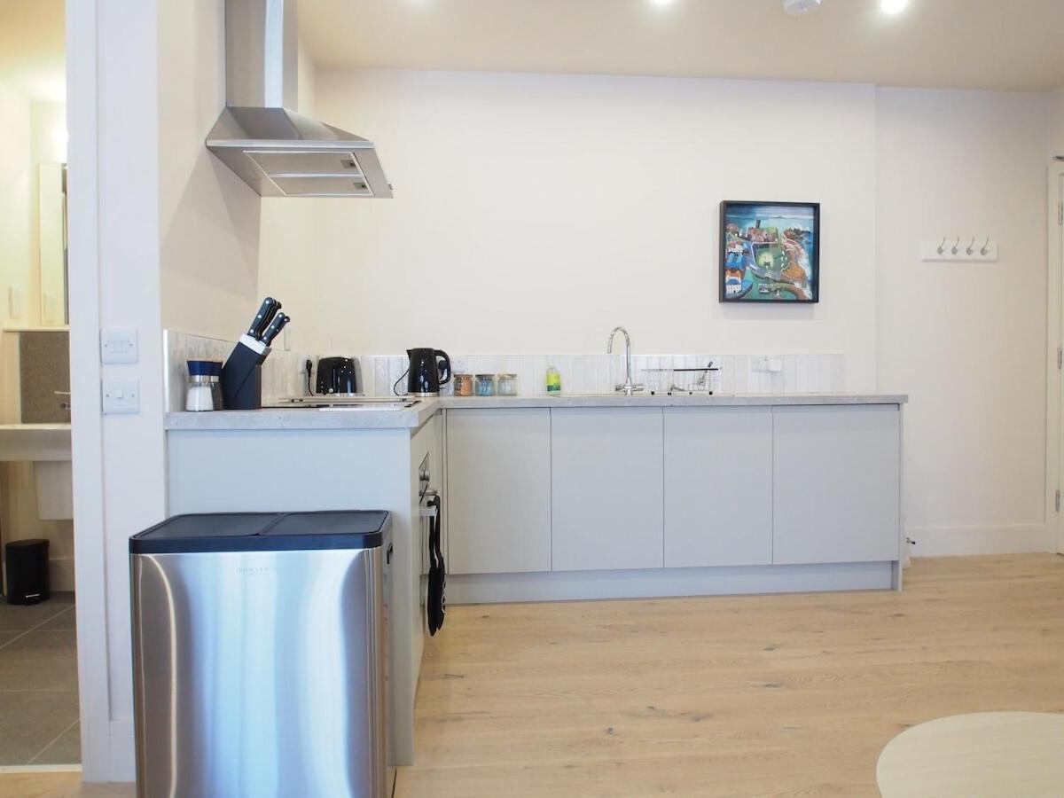 Chic And Classy On Easter Road - Flat 1, Elgin House Apartment