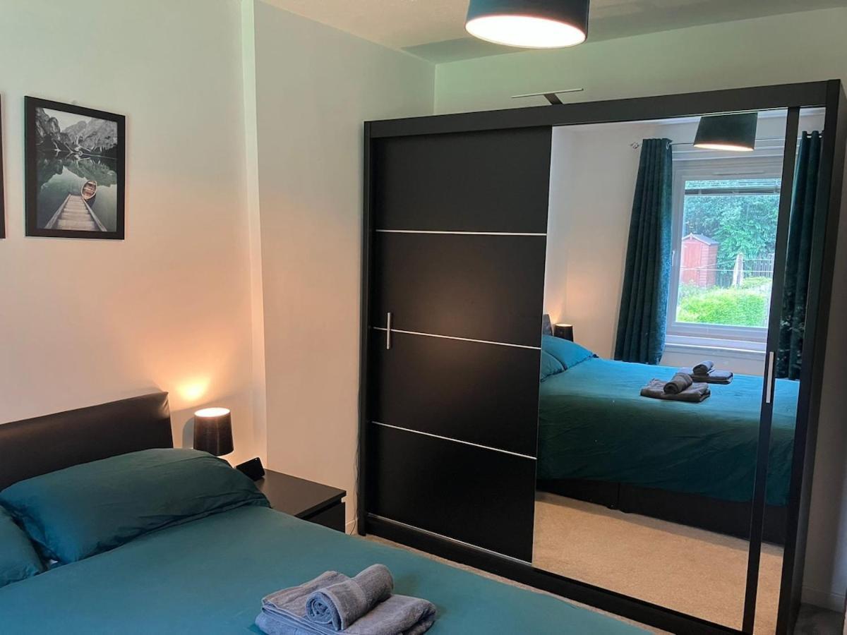 2 Bed Flat Near Murrayfield Edinburgh