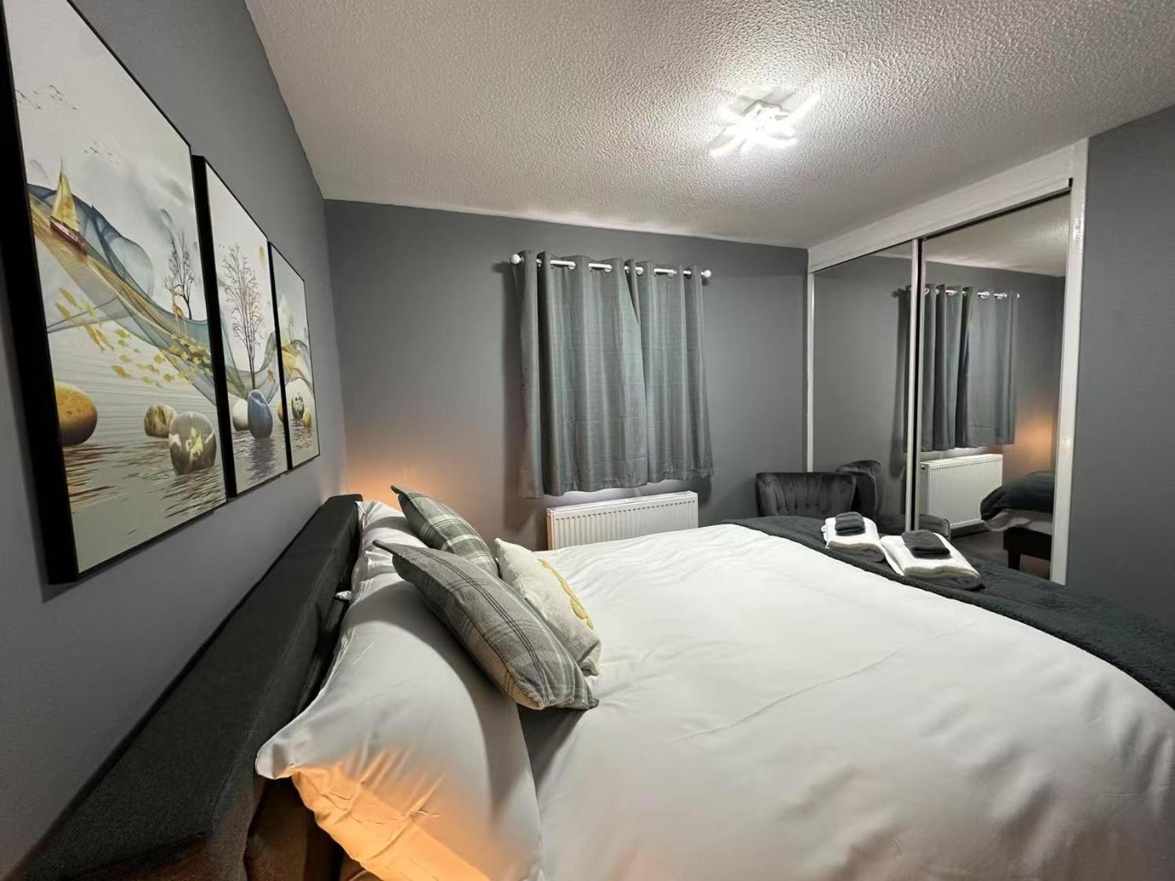 Apartment Two Bedroom Flat In Center *