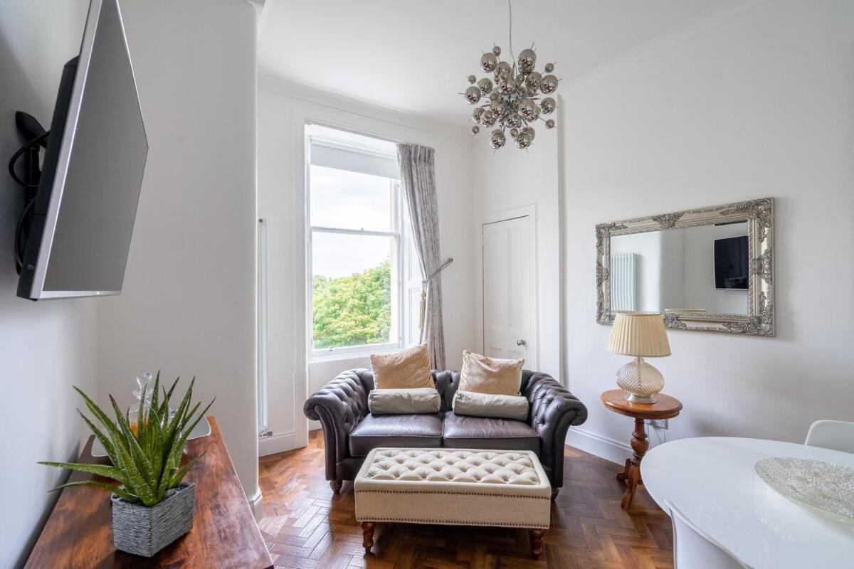 Apartment Immaculate One Bedroom Flat In The Centre Edinburgh