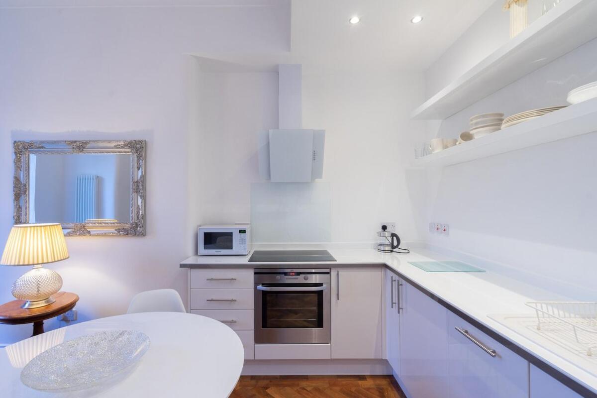 Immaculate One Bedroom Flat In The Centre Apartment Edinburgh