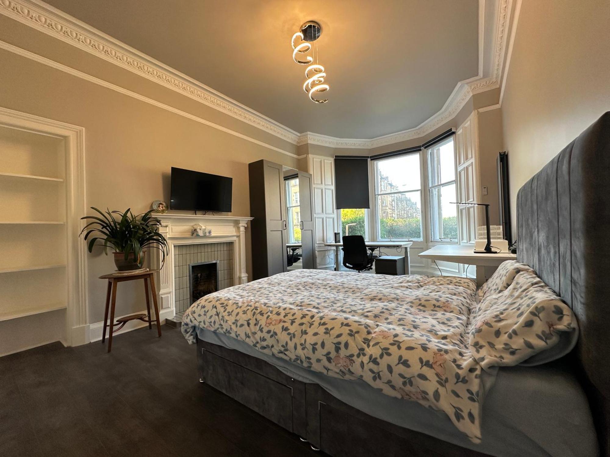 Apartment Stylish 3 Bed 2 Bath Ground Floor Main Door Flat In Marchmont Edinburgh