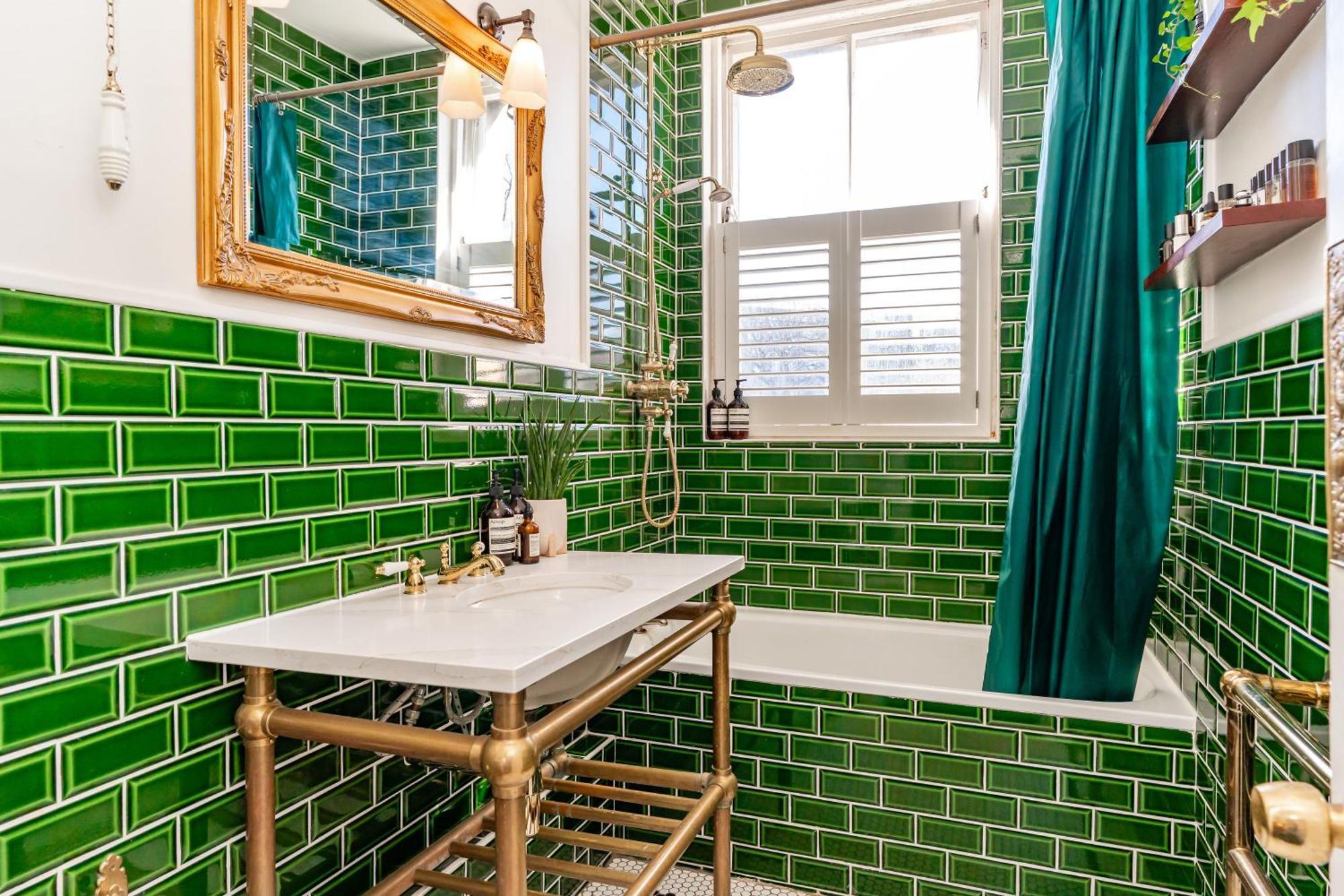 Apartment Stunning Flat, New Town, - Perfect Location