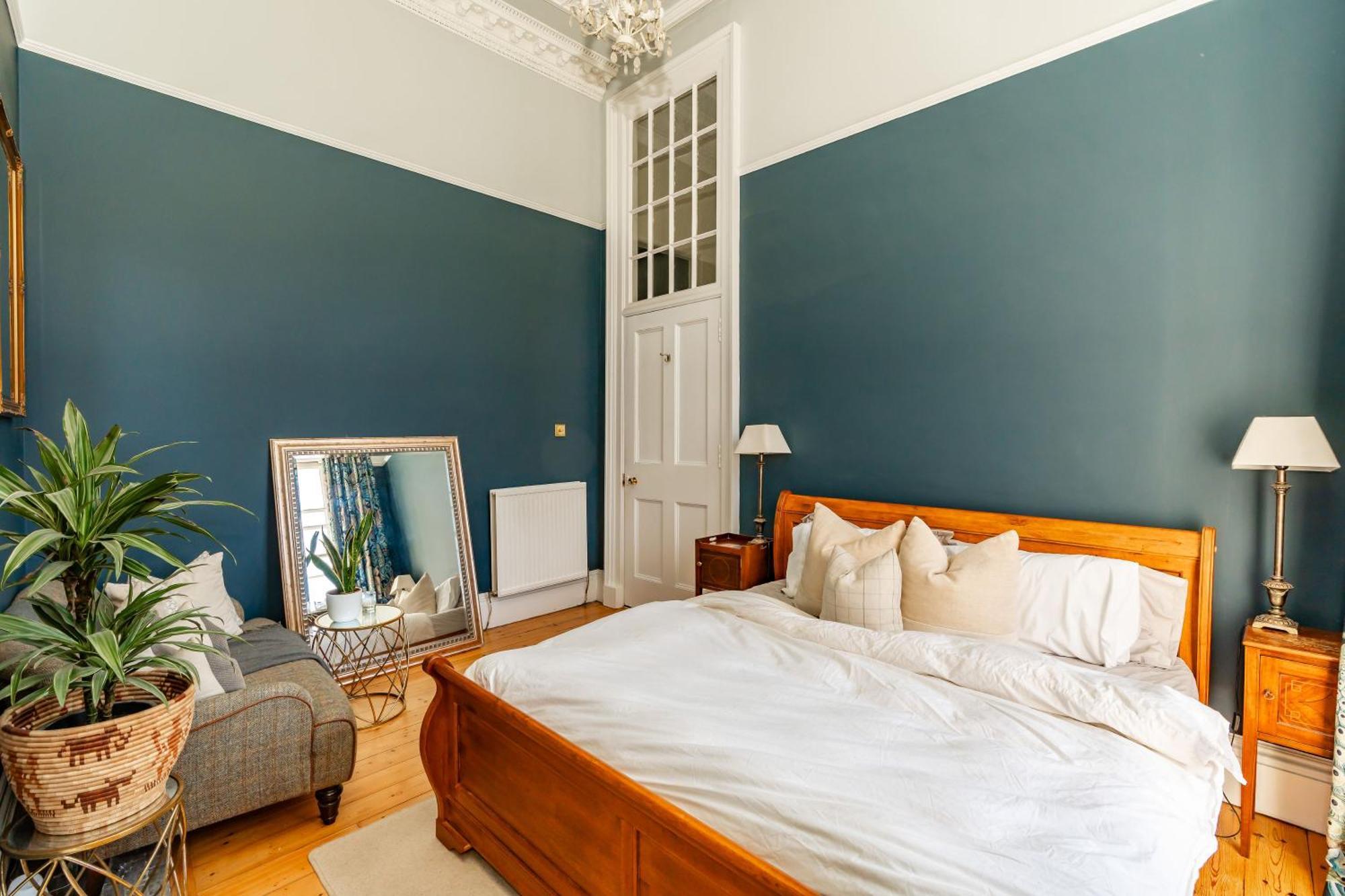 Stunning Flat, New Town, - Perfect Location * Edinburgh