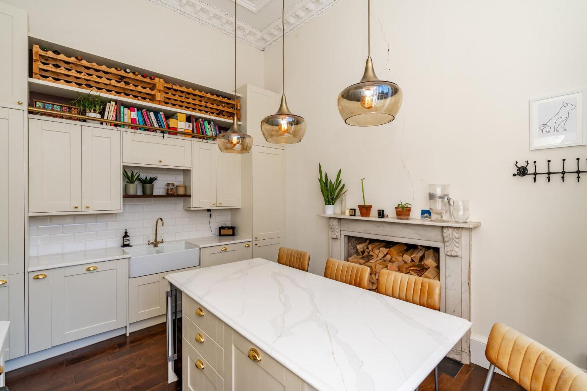 Apartment Stunning Flat, New Town, - Perfect Location