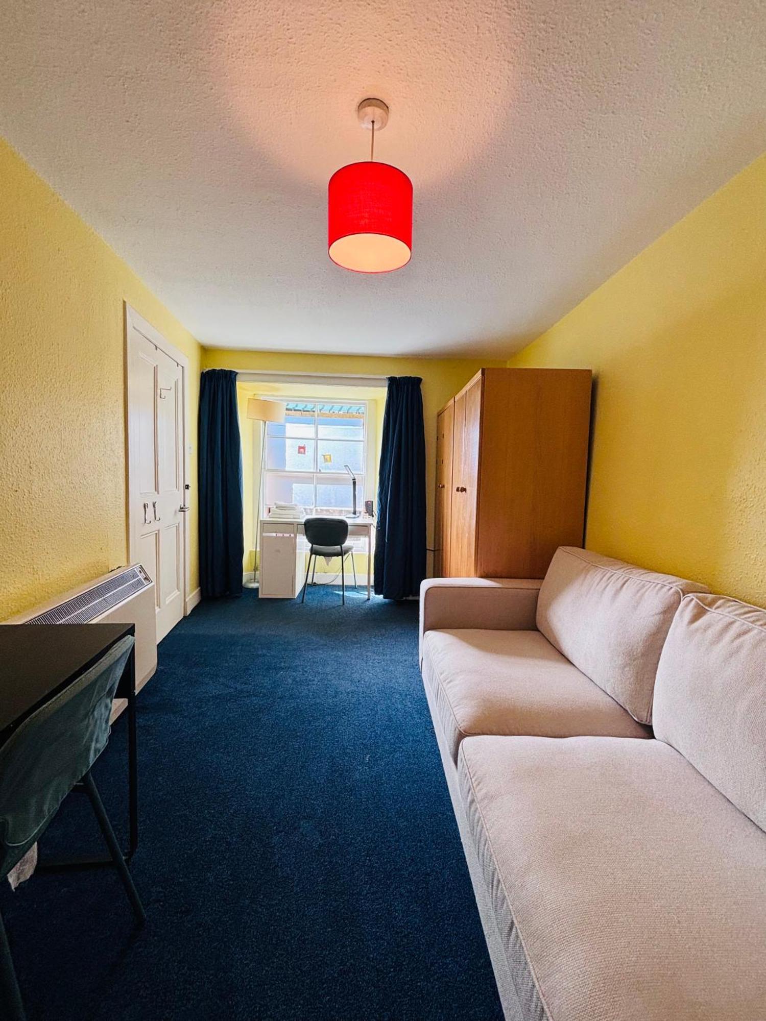 Entire Flat In Edinburgh, Center *