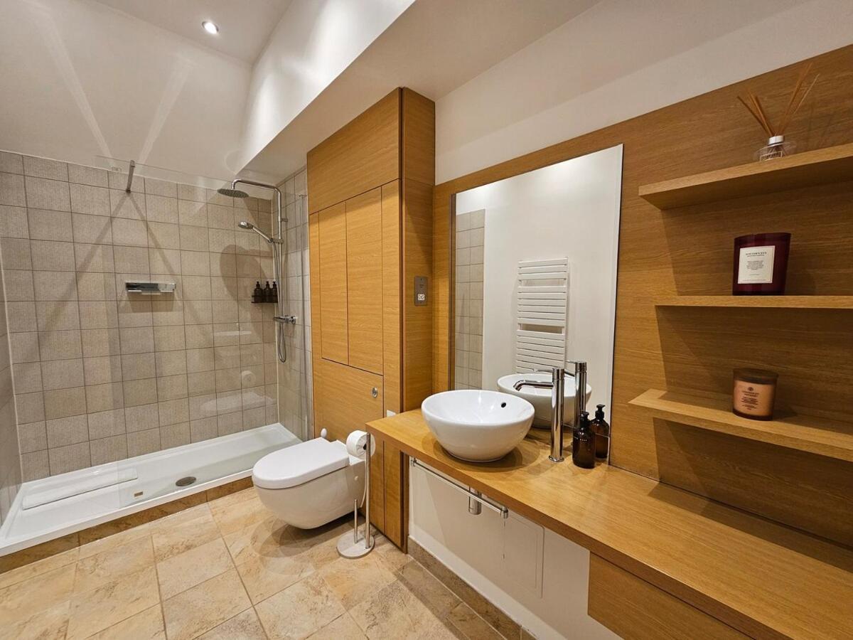 Quartermile Cosy Nest Apartment