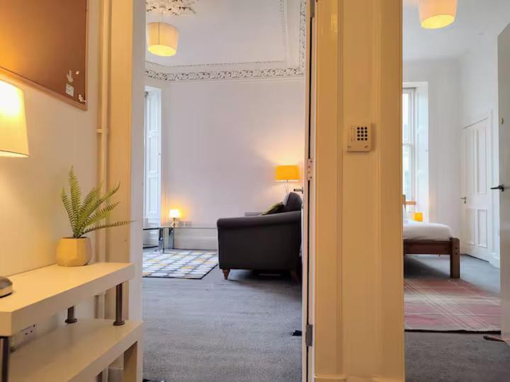 Apartment Magic Of Meadows 4 Bedroom Spacious Flat