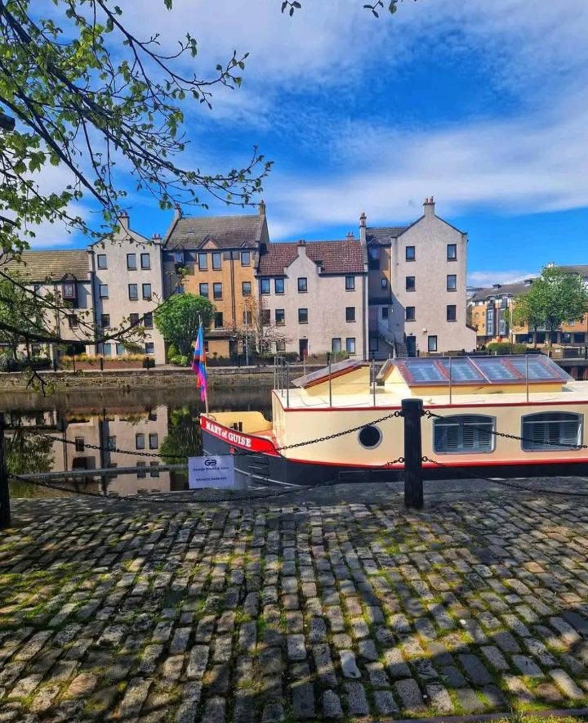 Rose Street Flat Edinburgh