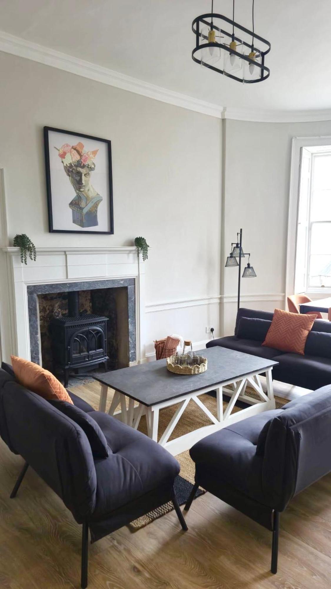 Heart Of The City- 3 Bedroom Oasis * Edinburgh