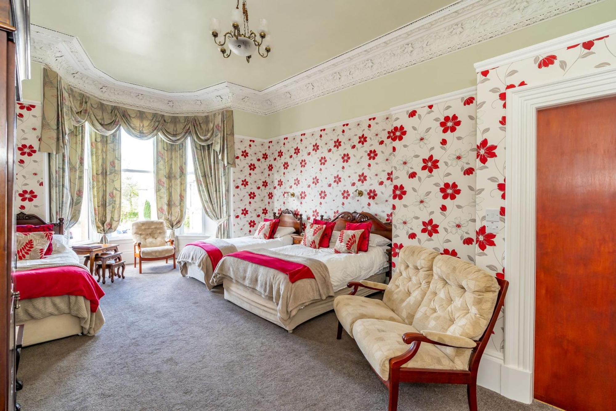 Gifford House Guest house 4*