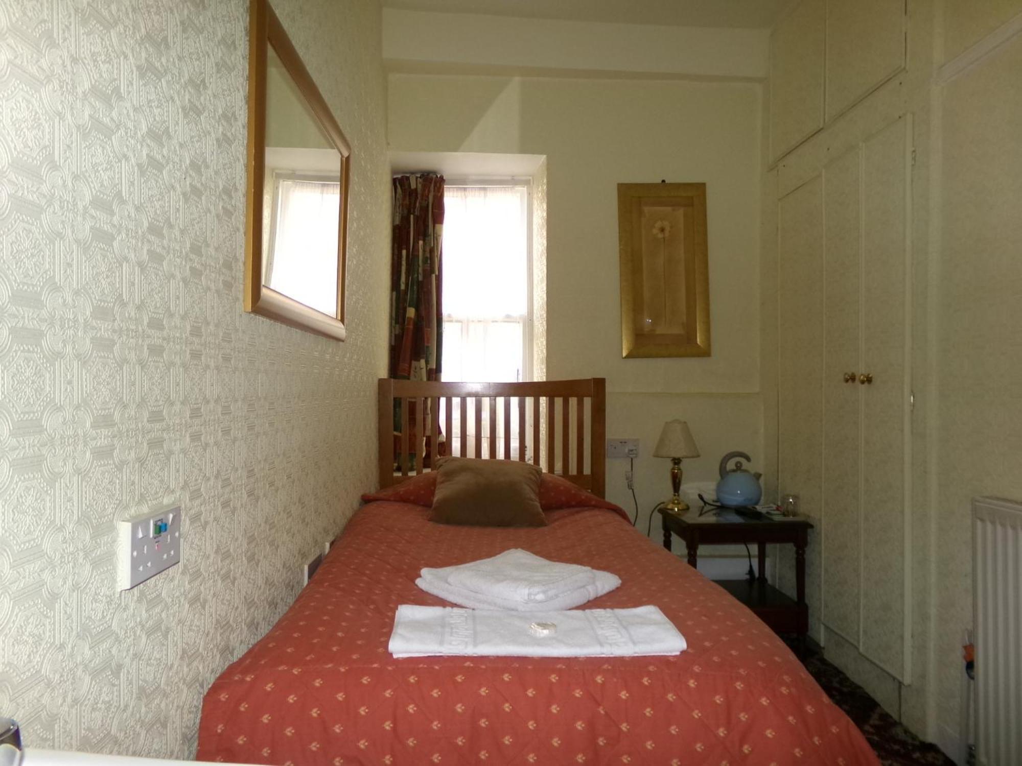 Averon Guest house