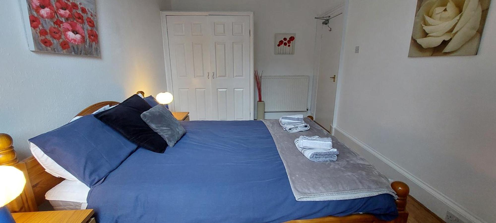 Apartment Lauriston Place - Spacious 2 Bedroom *
