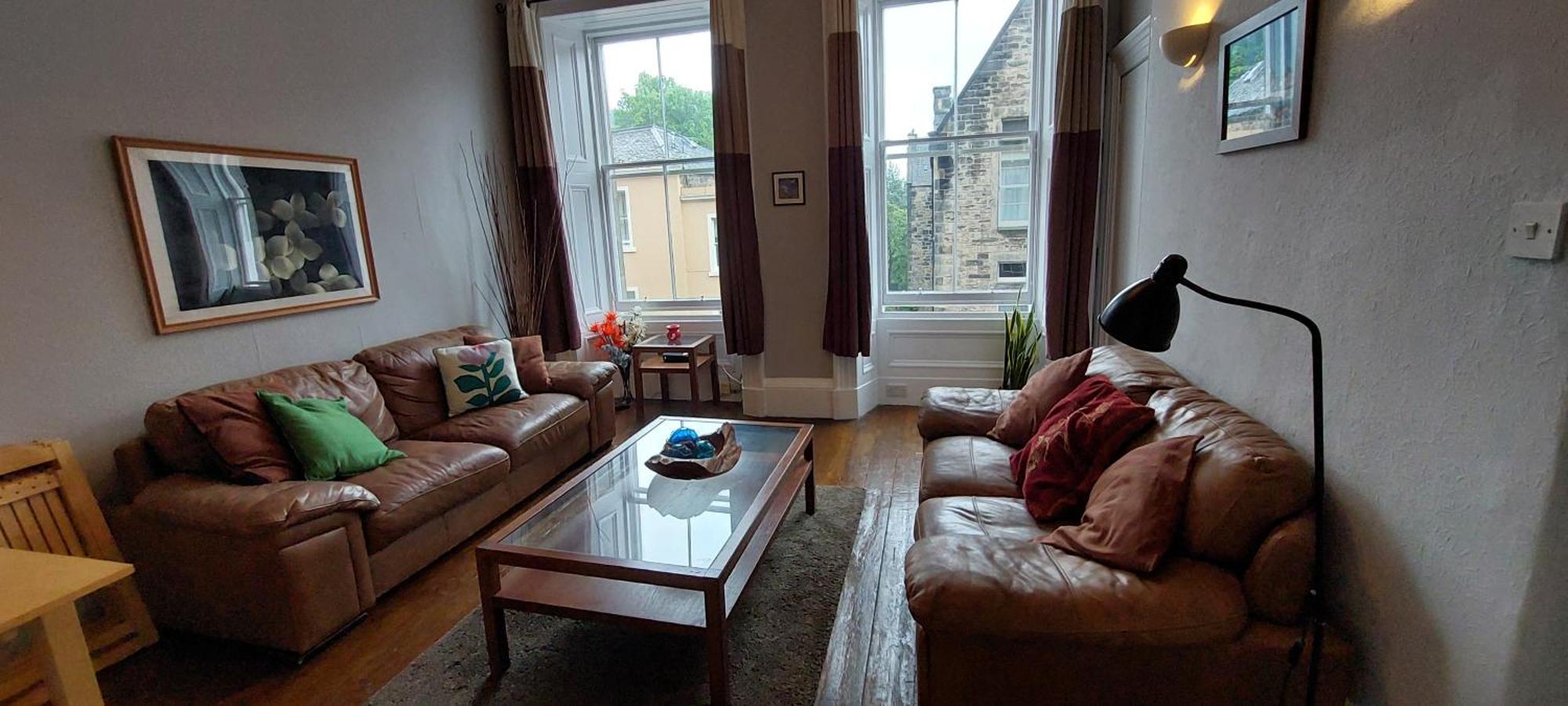 Lauriston Place - Spacious 2 Bedroom * Edinburgh