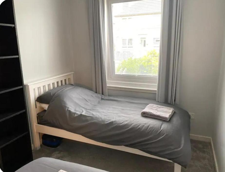 2 Bed Flat Near Murrayfield