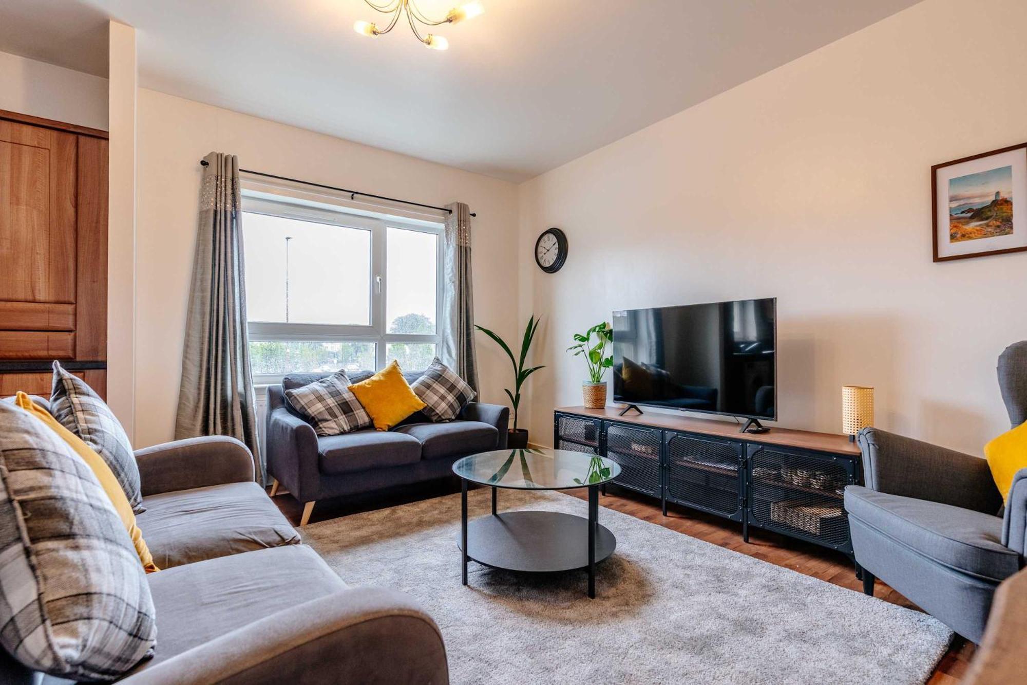 Charming 3-bed Free Parking West End Apartment Edinburgh
