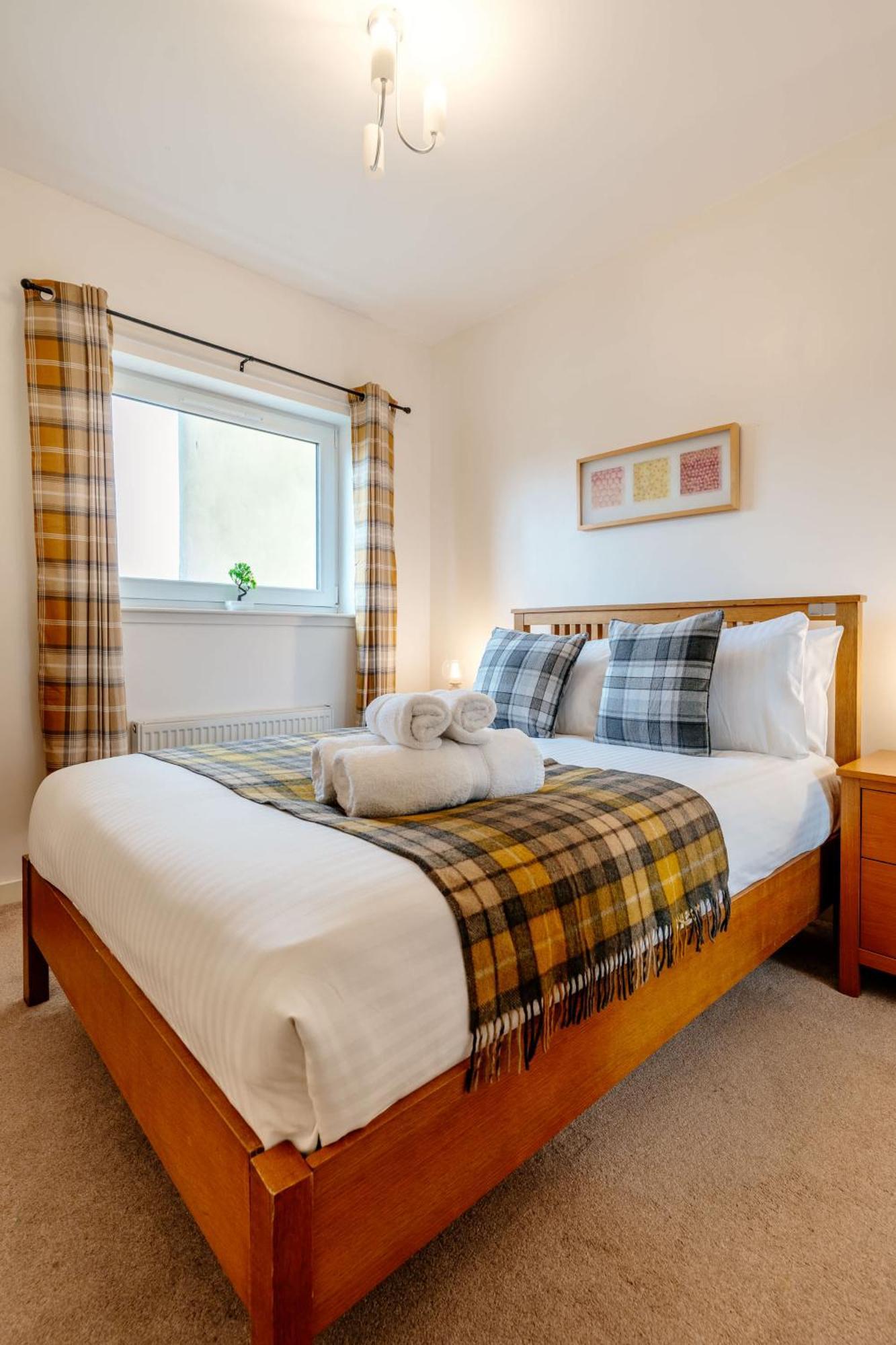 Apartment Charming 3-bed Free Parking West End