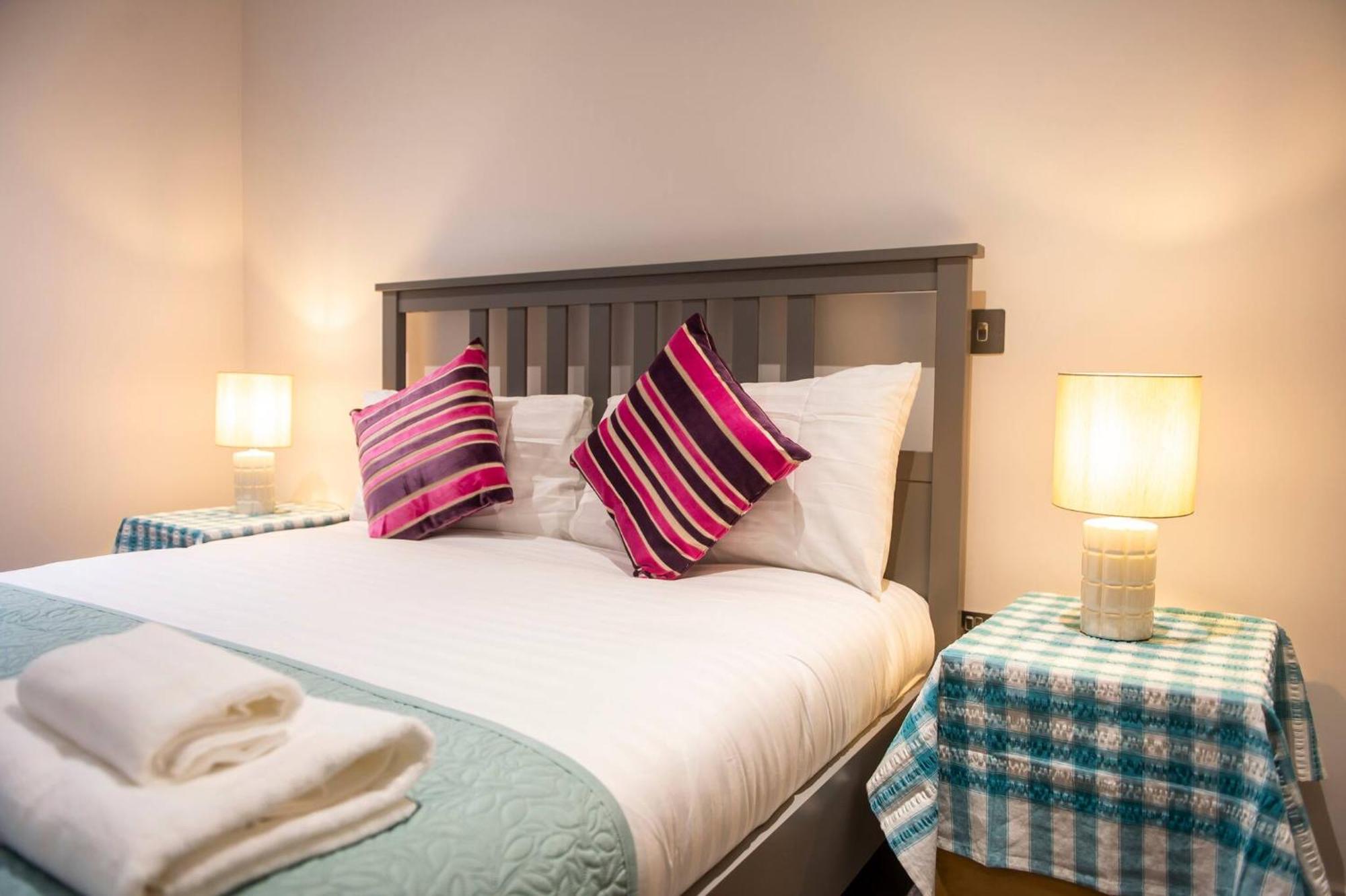 Lovely 1-bedroom Unit Near Castle Apartment