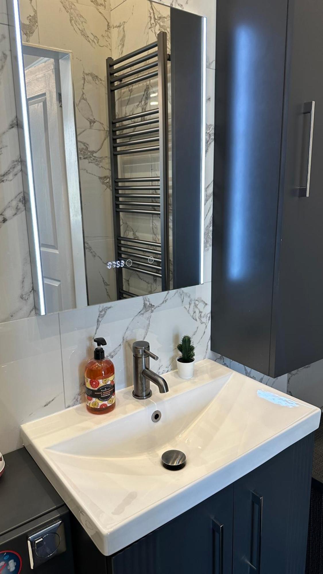 Stylish 3 Bed 2 Bath Ground Floor Main Door Flat In Marchmont