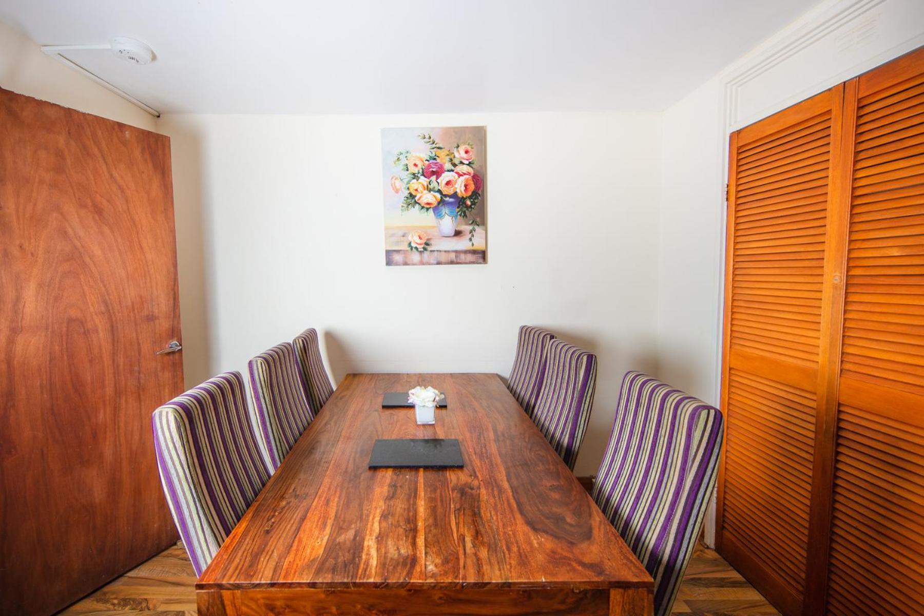 Scenic Overlooking Arthurs Seat Apartment *