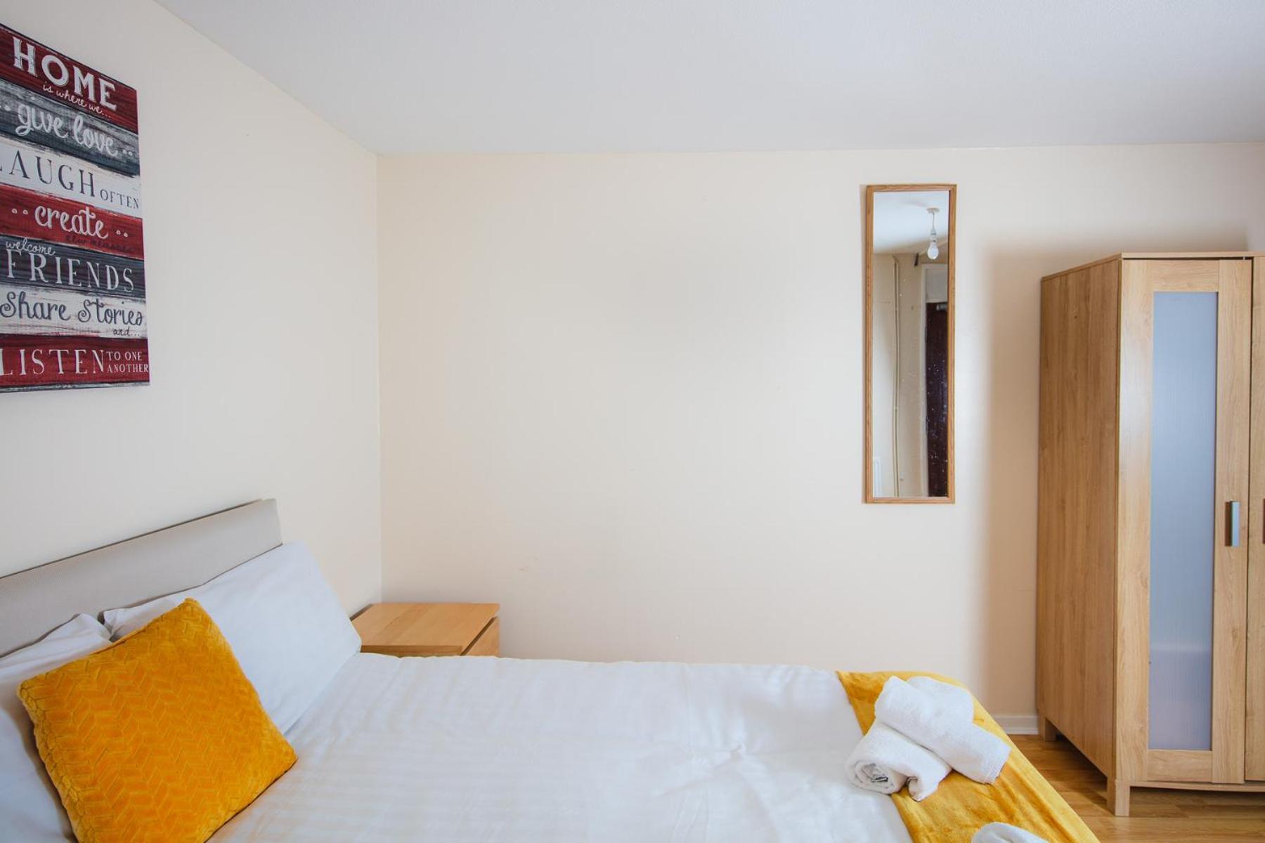 Scenic Overlooking Arthurs Seat Apartment