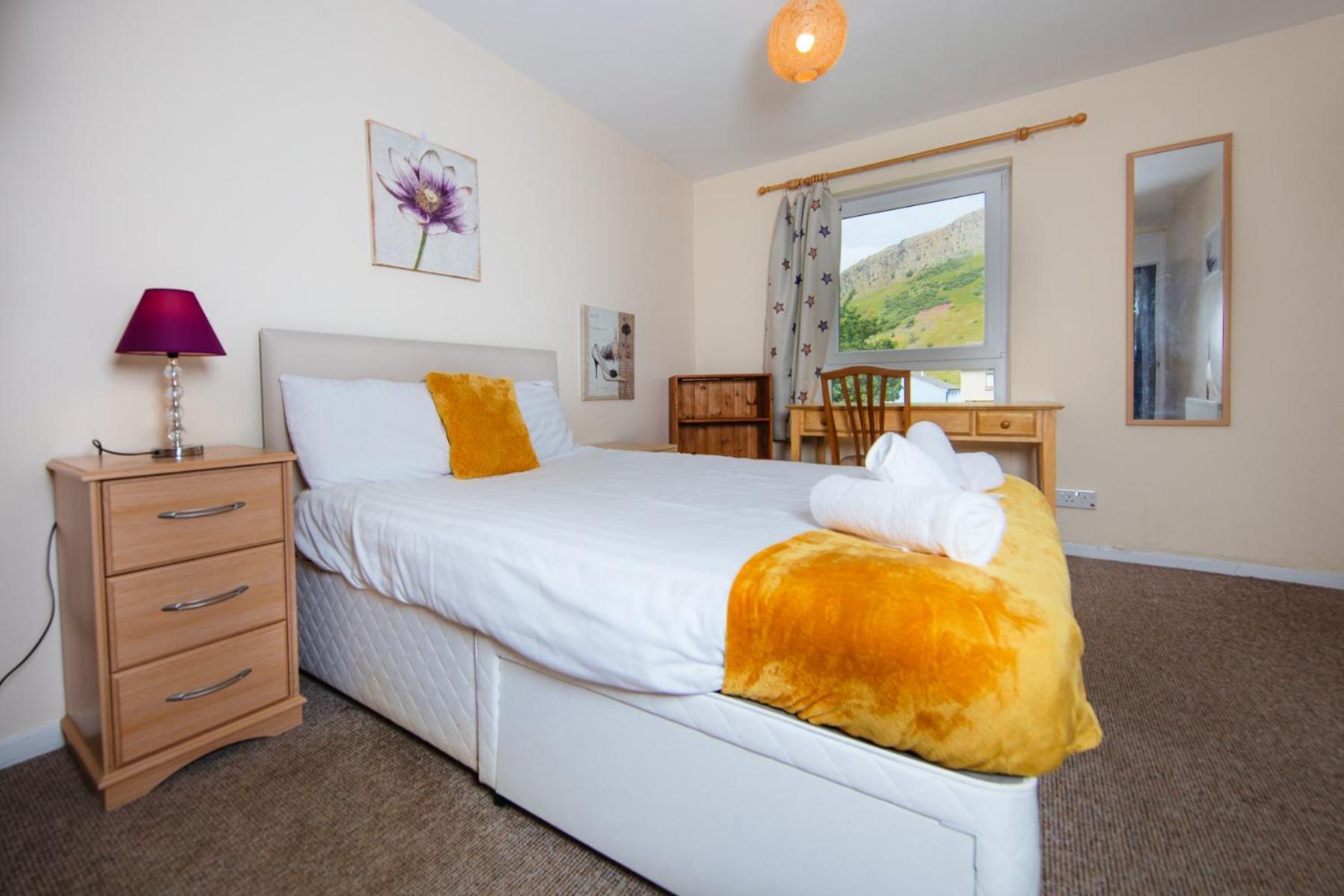 Scenic Overlooking Arthurs Seat Apartment