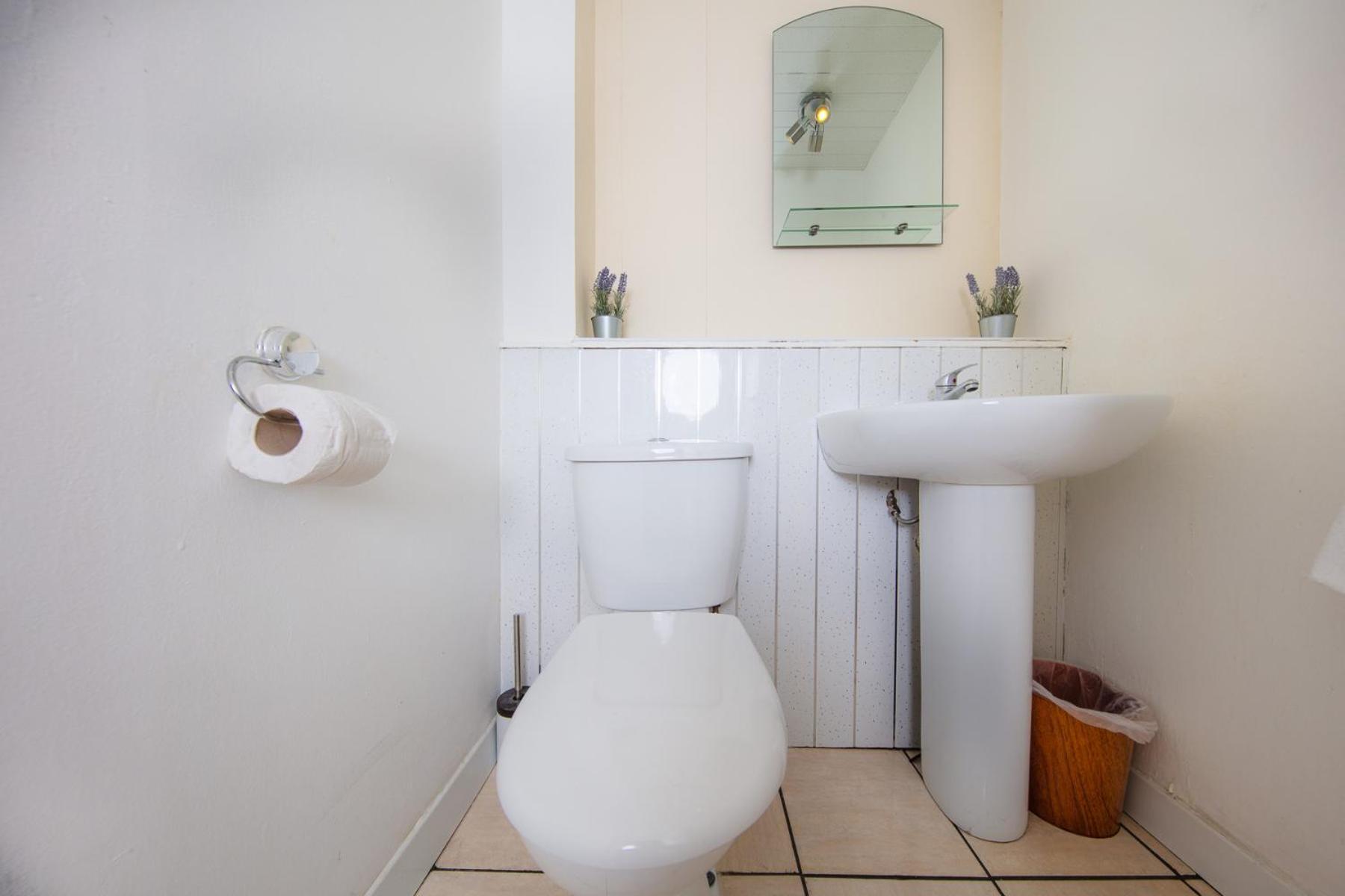 Scenic Overlooking Arthurs Seat Apartment Edinburgh