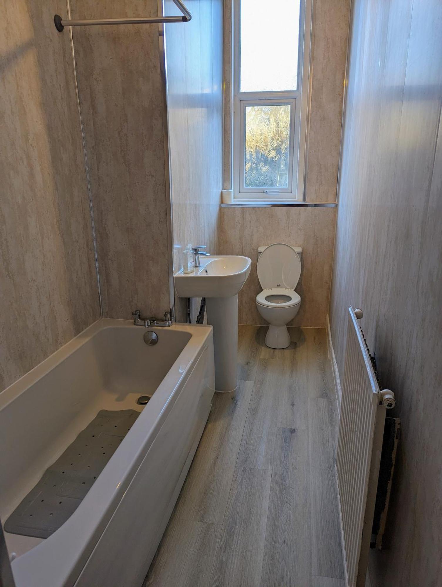 Apartment 2 Bedroom Flat In