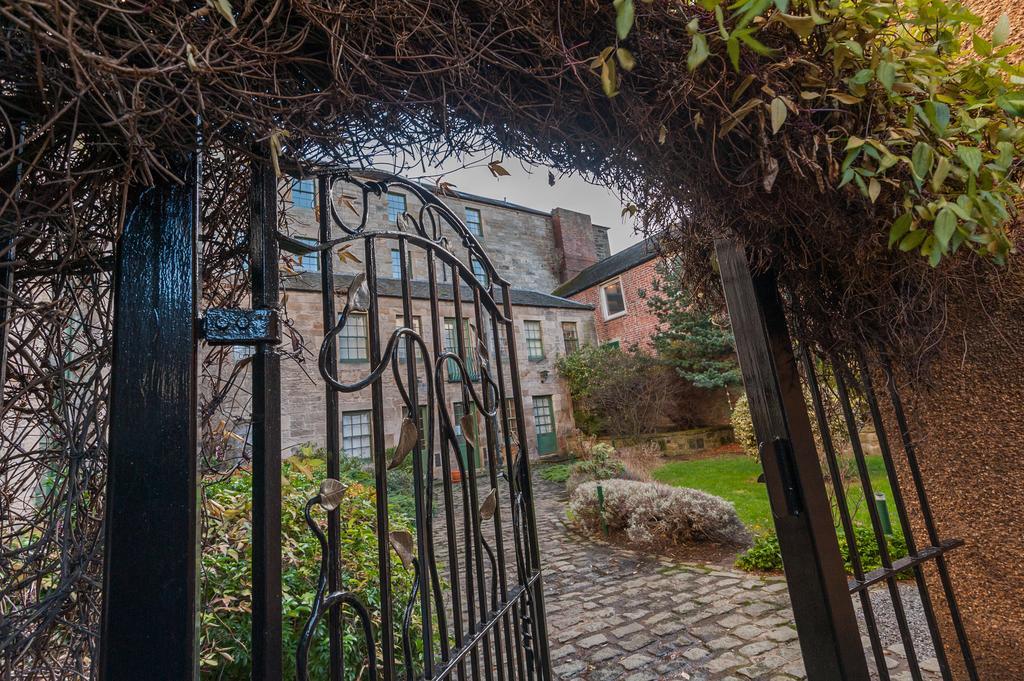 Apartment The Courtyard Edinburgh