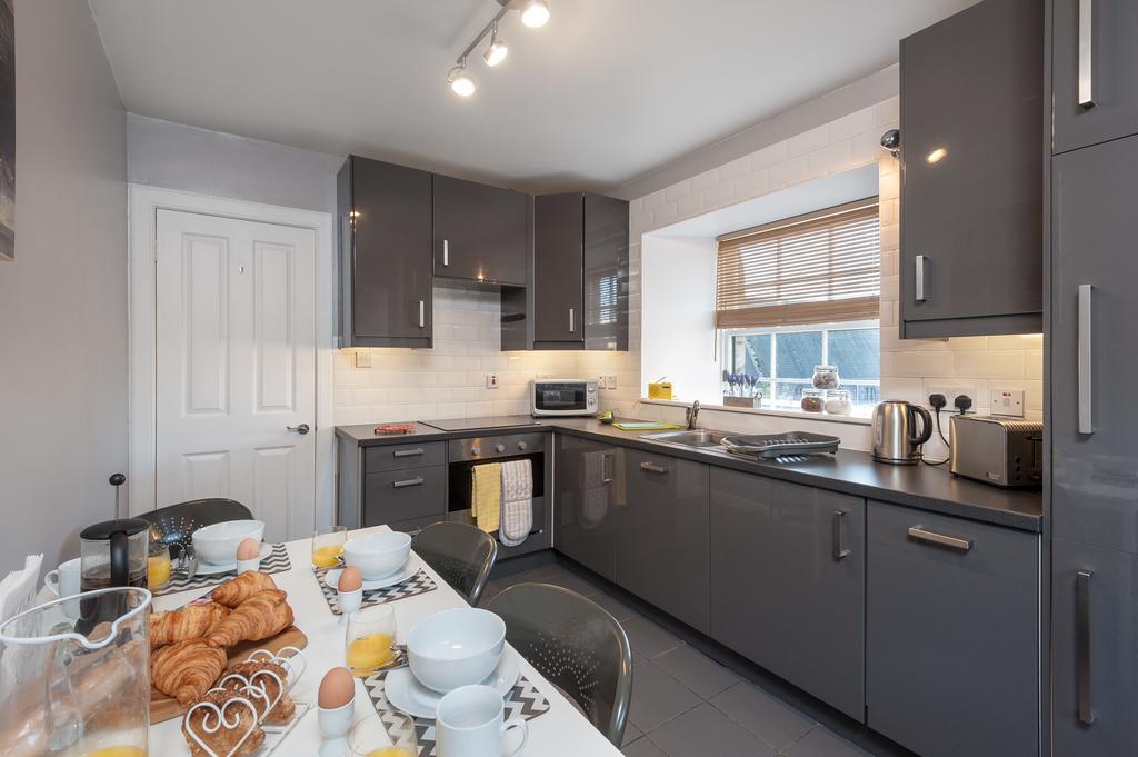 The Courtyard Apartment Edinburgh