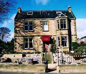 Corstorphine 3*