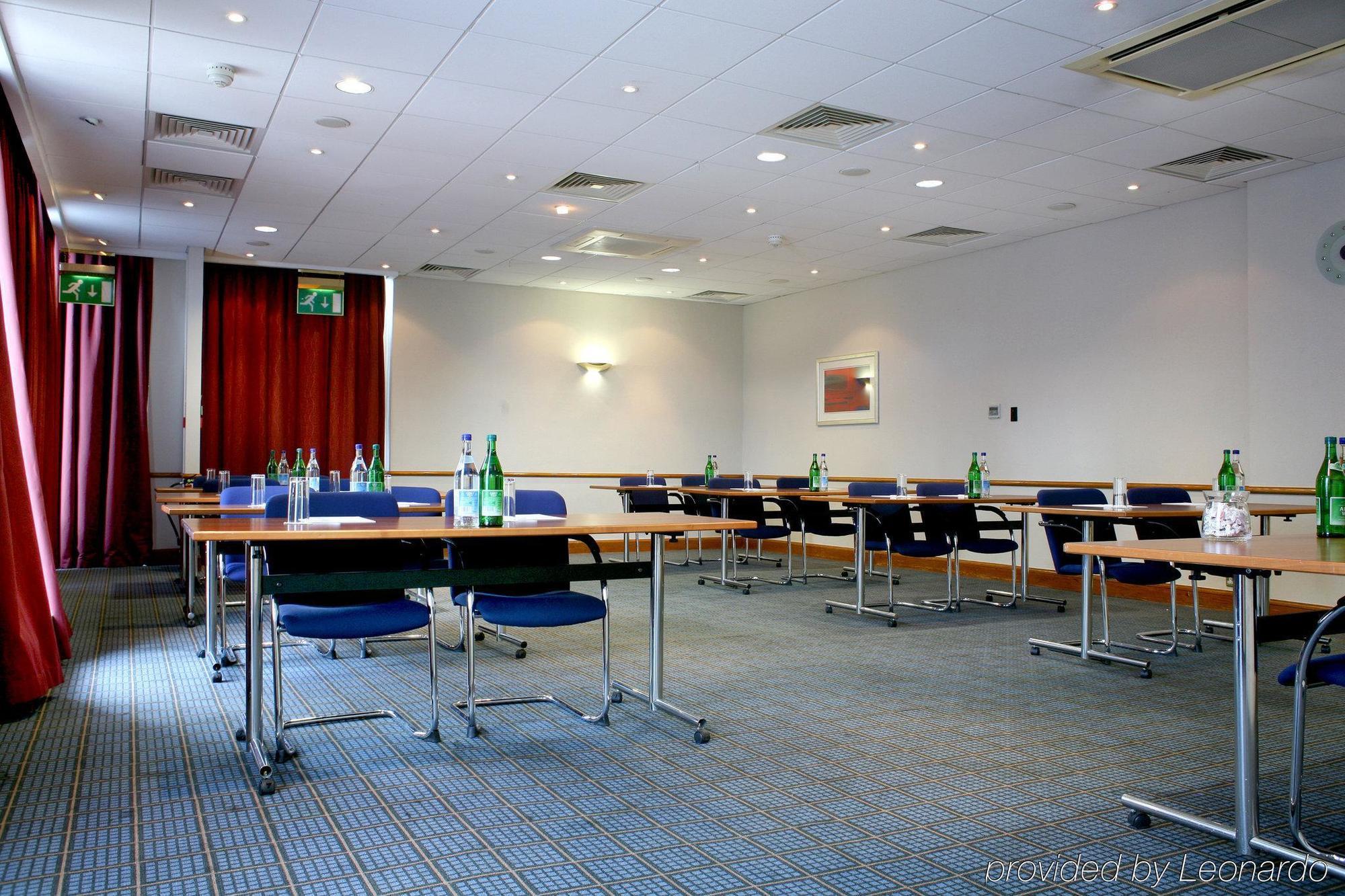Hotel Express West By Ihg