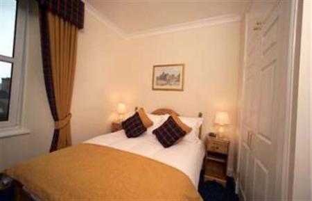 Fountain Court - Morrison