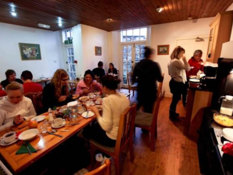 Mingalar Guest house Edinburgh