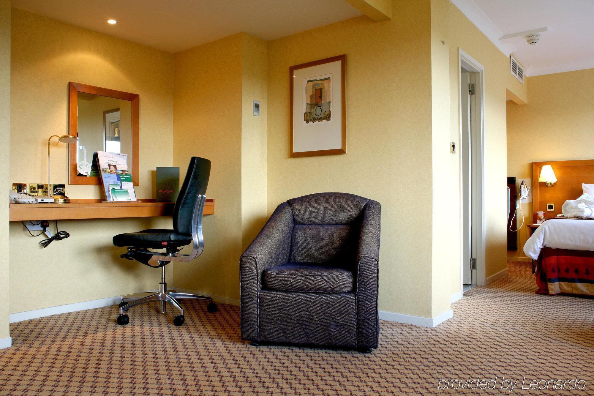 Express West By Ihg 3*