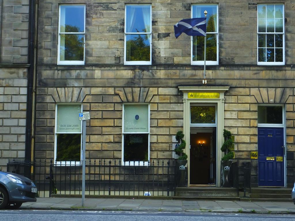 Guest house Queens 4*