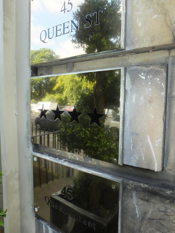 Queens Guest house 4*