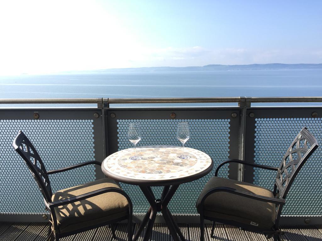 Western Harbour Apartment *