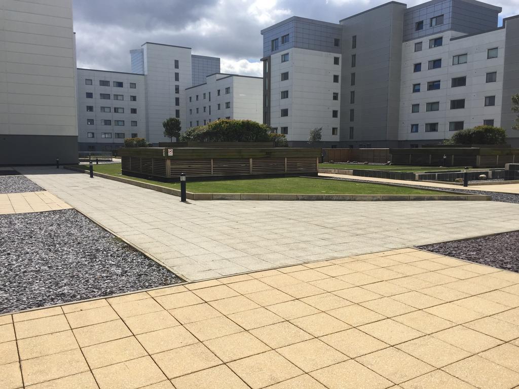 Apartment Western Harbour Edinburgh