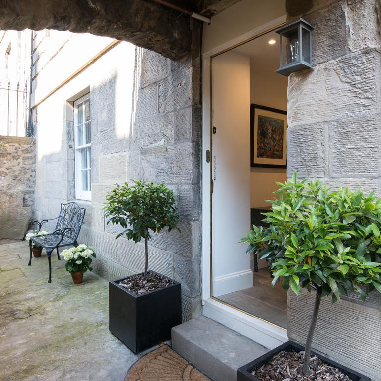 Union Street Apartment *