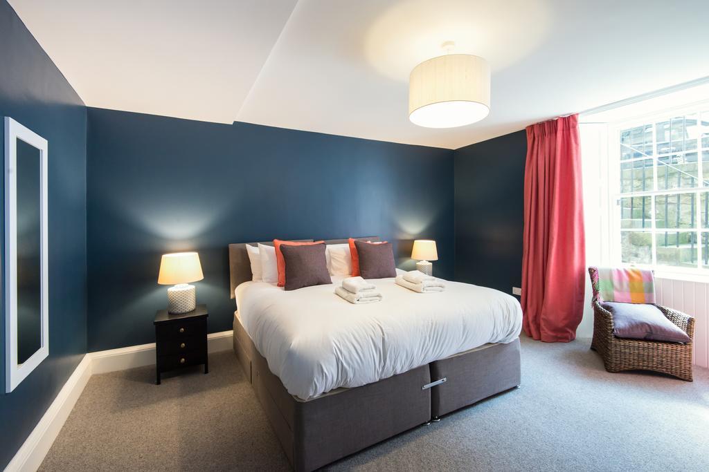 Union Street Apartment *