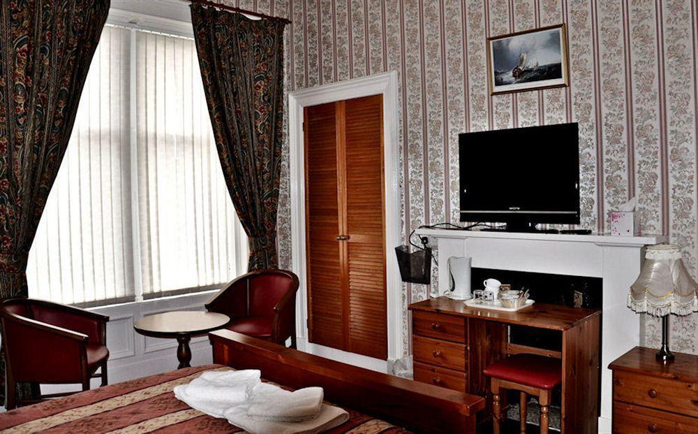 Corstorphine 3* EDI