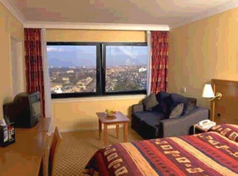Hotel Express West By Ihg 3*