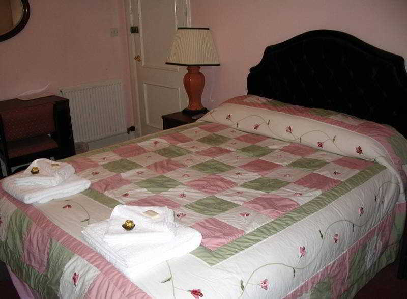 Oyo Arden 3*