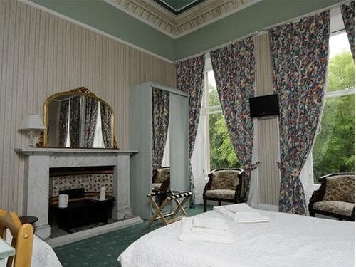 Mingalar Edinburgh