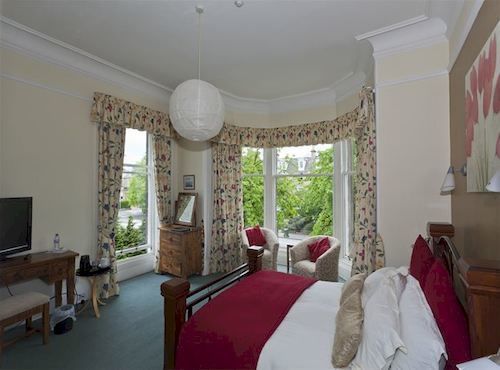 Alba House 3* Edinburgh