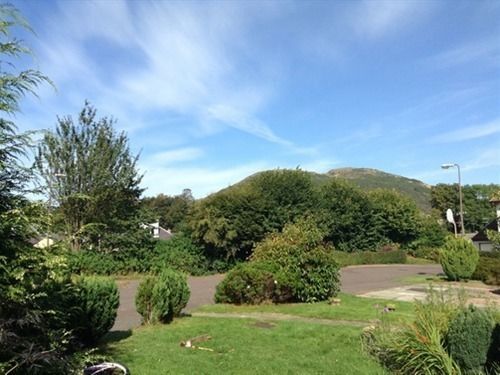 Meadow House Bed & Breakfast 3*